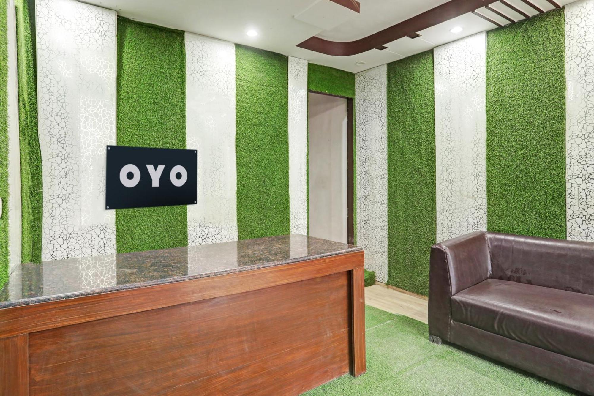 Hotel O All In One Hotel 가지아바드 외부 사진